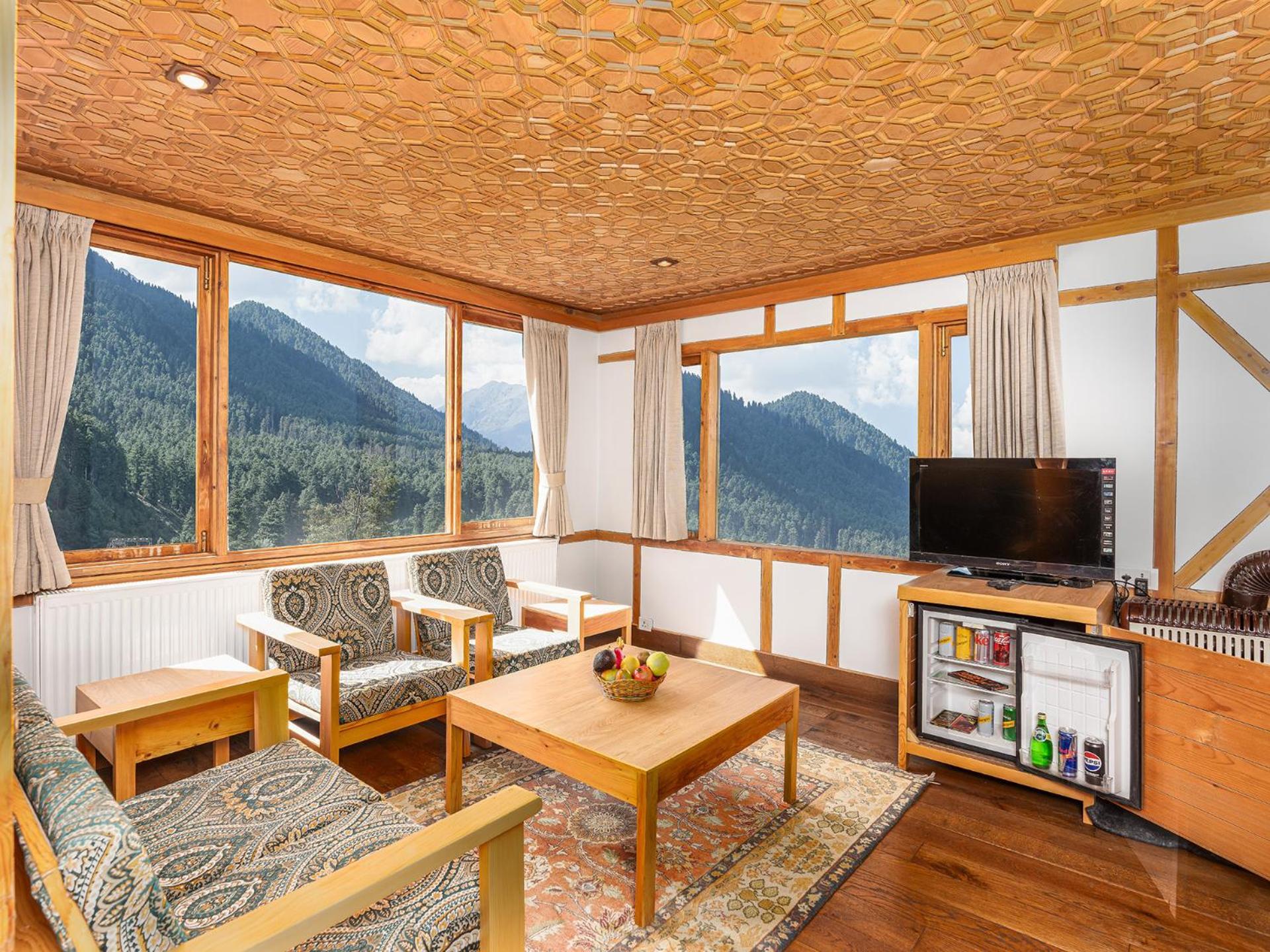 (100 m²), 1 Schlafzimmer und 1 eigene Badezimmer in Pahalgām Exterior foto